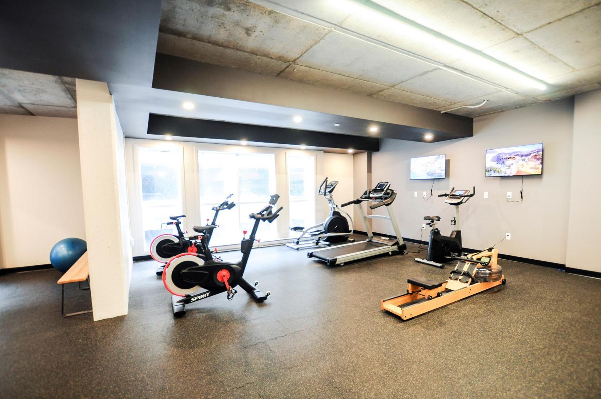 Le Rustique, Chic En Ville, Bbq/ Piscine Ciudad de Quebec Exterior foto